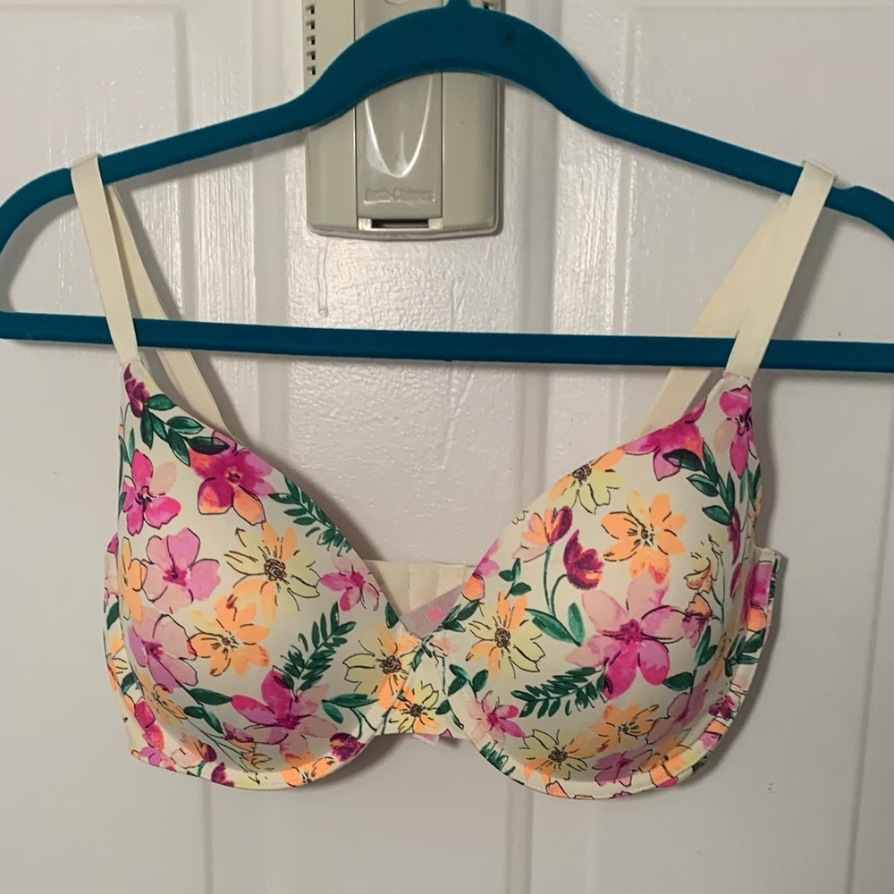 Pink Victoria’s Secret Bra 36E (2D) Underwire lightly padded nylon cups Multicol